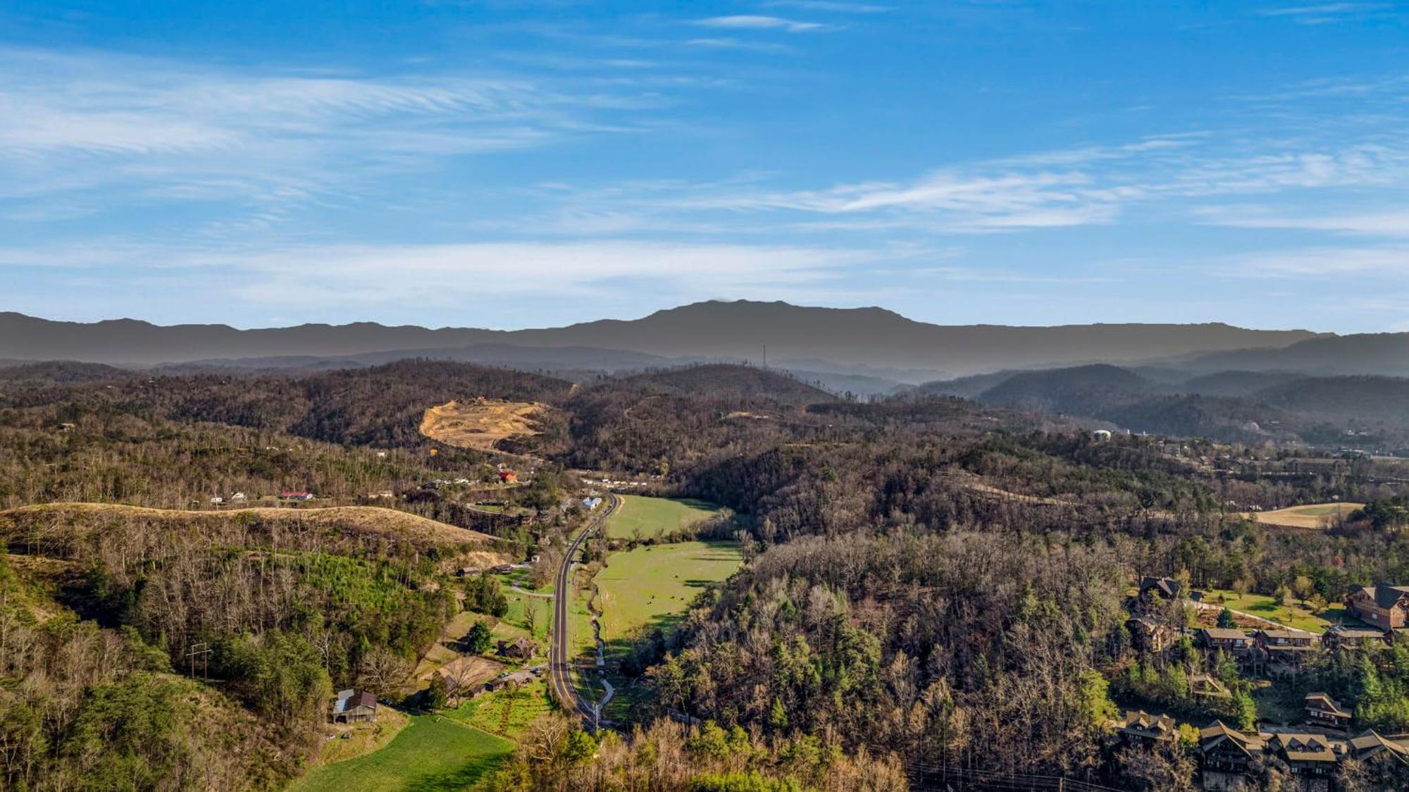 Near Dollywood Updated - Pinecrest Townhomes Pigeon Forge Exterior photo